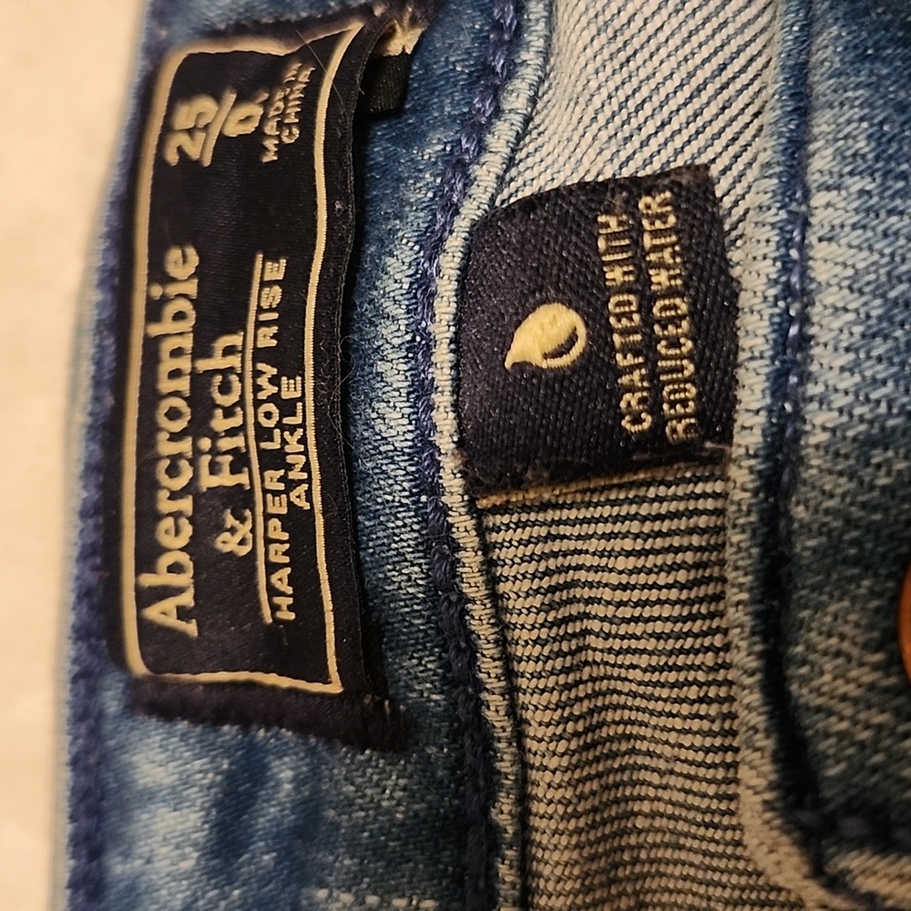 Abercrombie & Fitch Harper Low Rise Ankle Size 25/0 Distressed Jeans - Picture 6 of 7